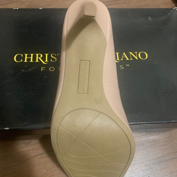 Christian Siriano for Payless Habit (Habitude) - Picture 5 of 5